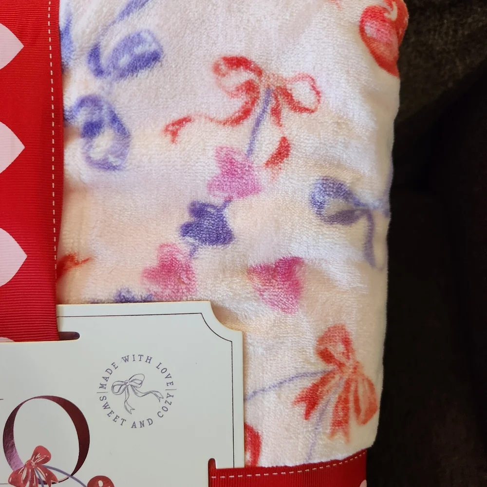 Cherries And Bows Plush Blanket Full Queen 90